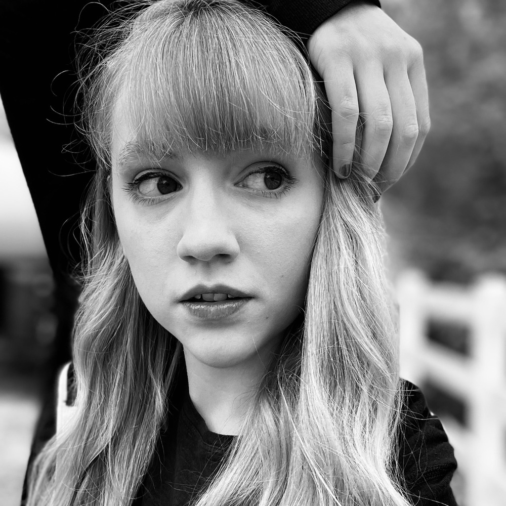 Meet your Posher, Seanna